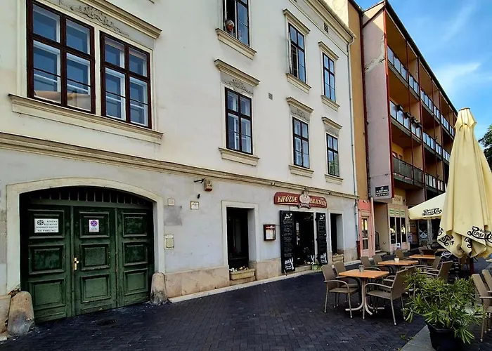 Old City Apartment